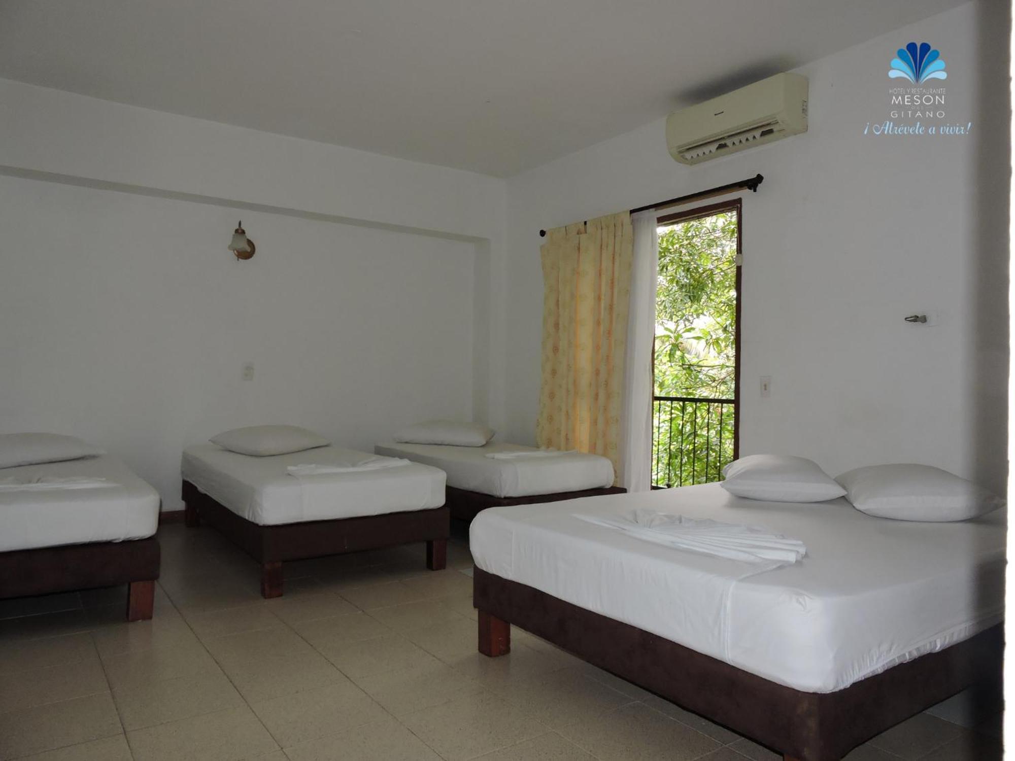Hotel Y Restaurante Meson Del Gitano Caucasia Zimmer foto